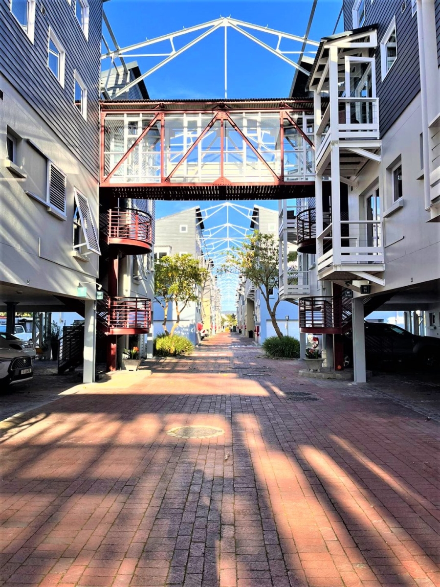 1 Bedroom Property for Sale in Thesen Islands Western Cape